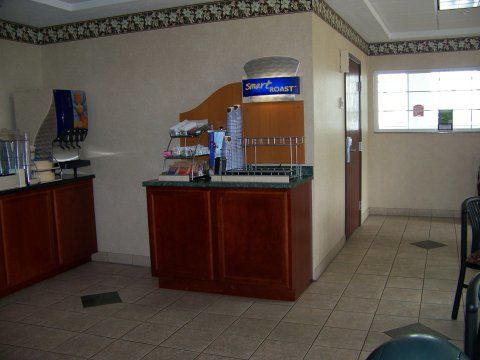 Express & By Ihg Hotel 2*