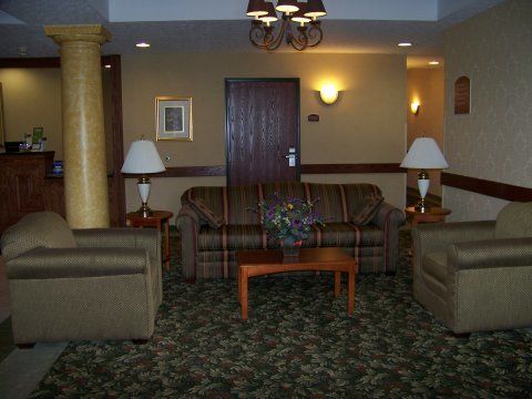Hotel Express & By Ihg Cadillac